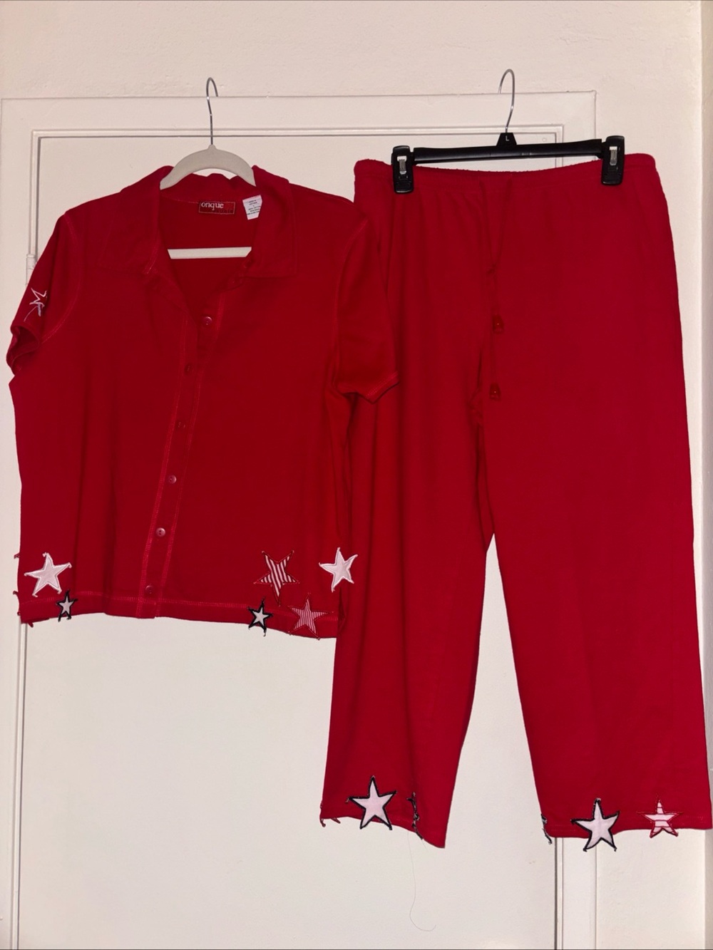 Onque Casuals Red Star-Trim Women’s Pajama Set